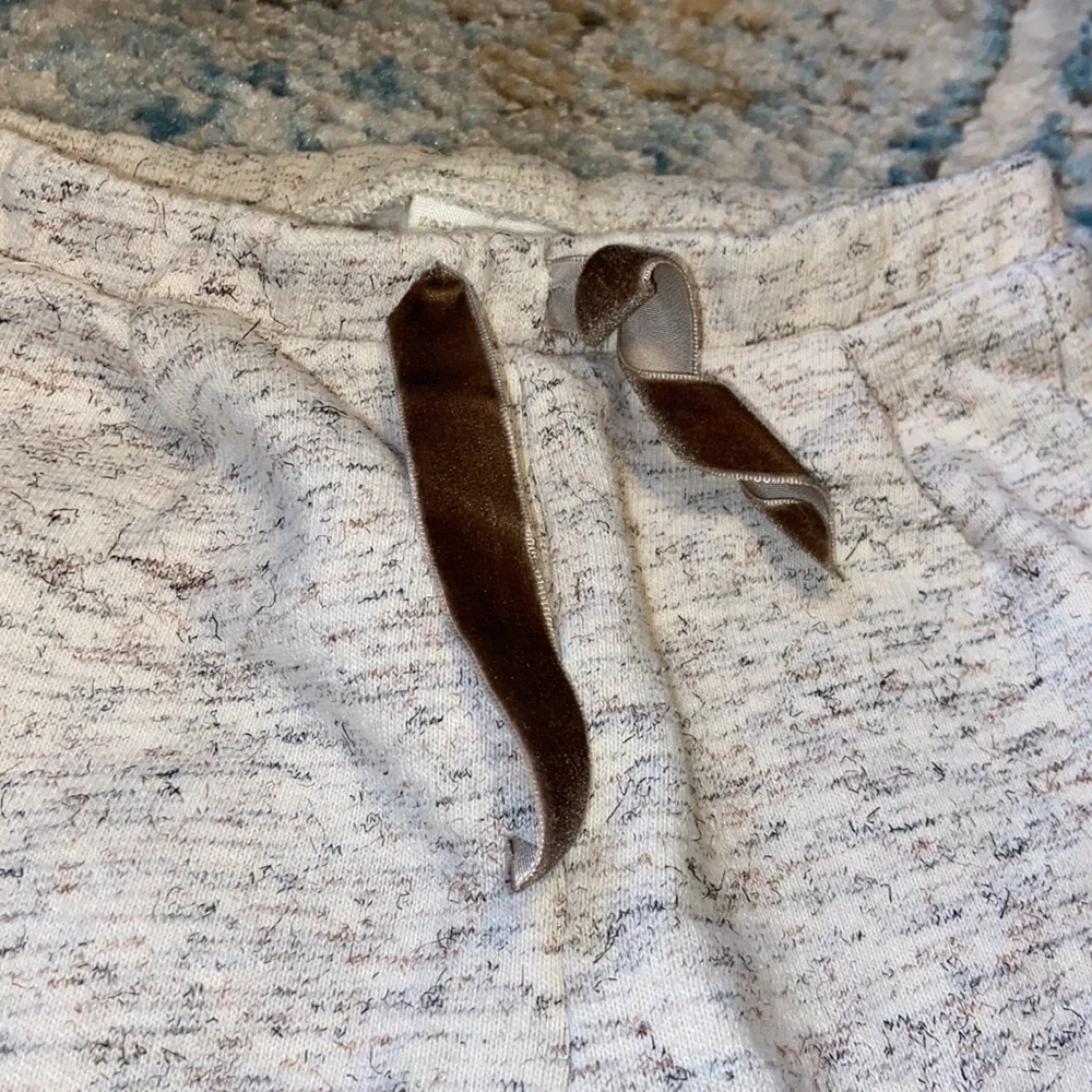 Zara sweatpants size 2/3 - Picture 2 of 4